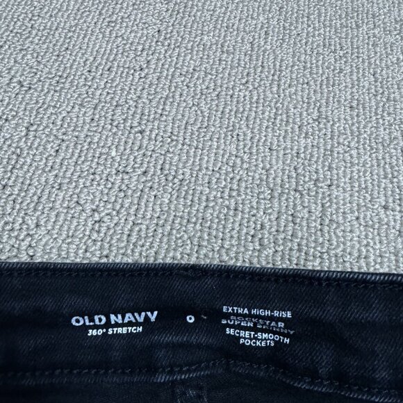 Old Navy Jeans Extra High Rise Rockstar Super Skinny Black Pockets Size 0 - Picture 11 of 12